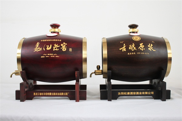 不銹鋼內(nèi)膽實(shí)木酒桶